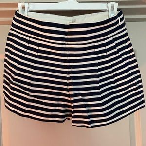 J Crew Women’s Navy Blue and White Striped Shorts Size 00
